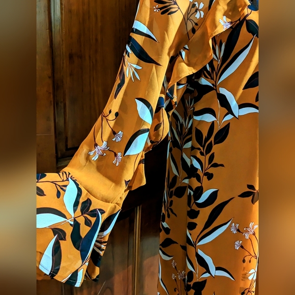 Ann Taylor Factory, Floral Shift Ruffle Mini Dress, Size 0 - Picture 9 of 14